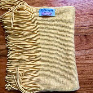 Vintage Ballantyne butter yellow long ribbed cashmere scarf, unisex, Scotland